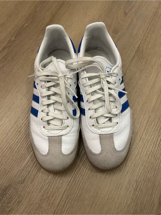 adidas Other - White and Blue Youth Retro Trainer Sneakers. Size 6